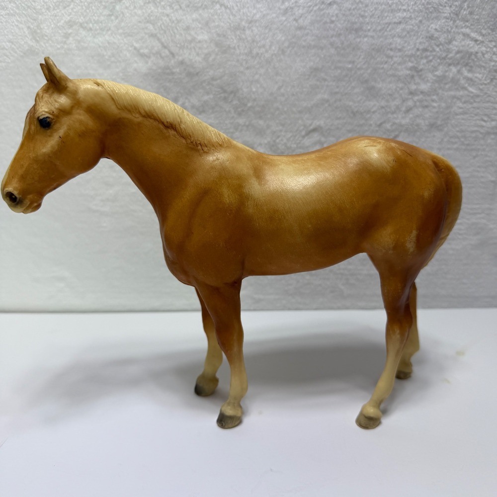 Breyer Horse #102 Palomino Yearling Traditional Model Vintage USA Stamp